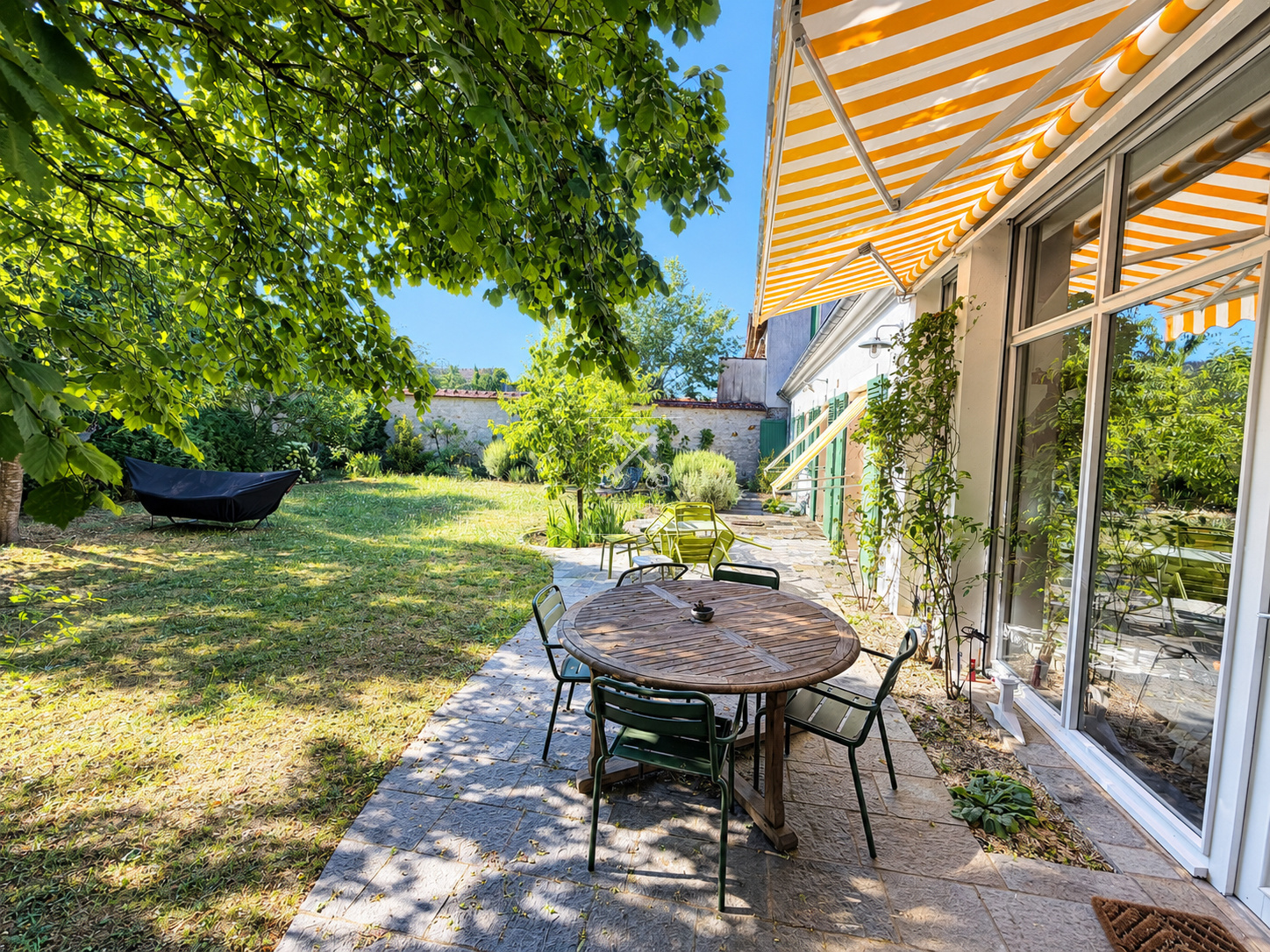 Maison à vendre à Fontainebleau, 250 m², 8 pièces – photo 2 sur 13