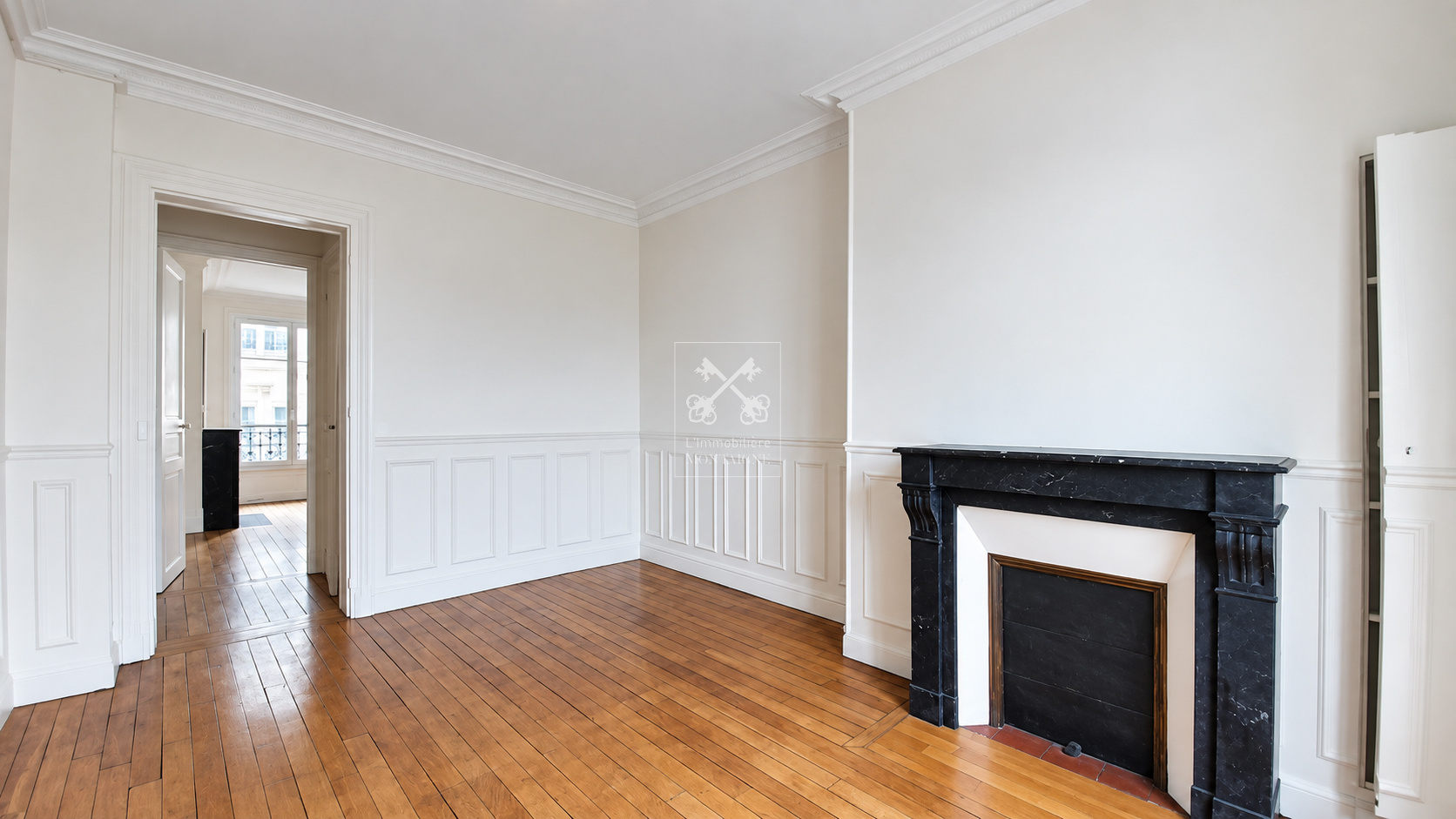 Maison à vendre à Paris, 1 272 m² – photo 3 sur 17